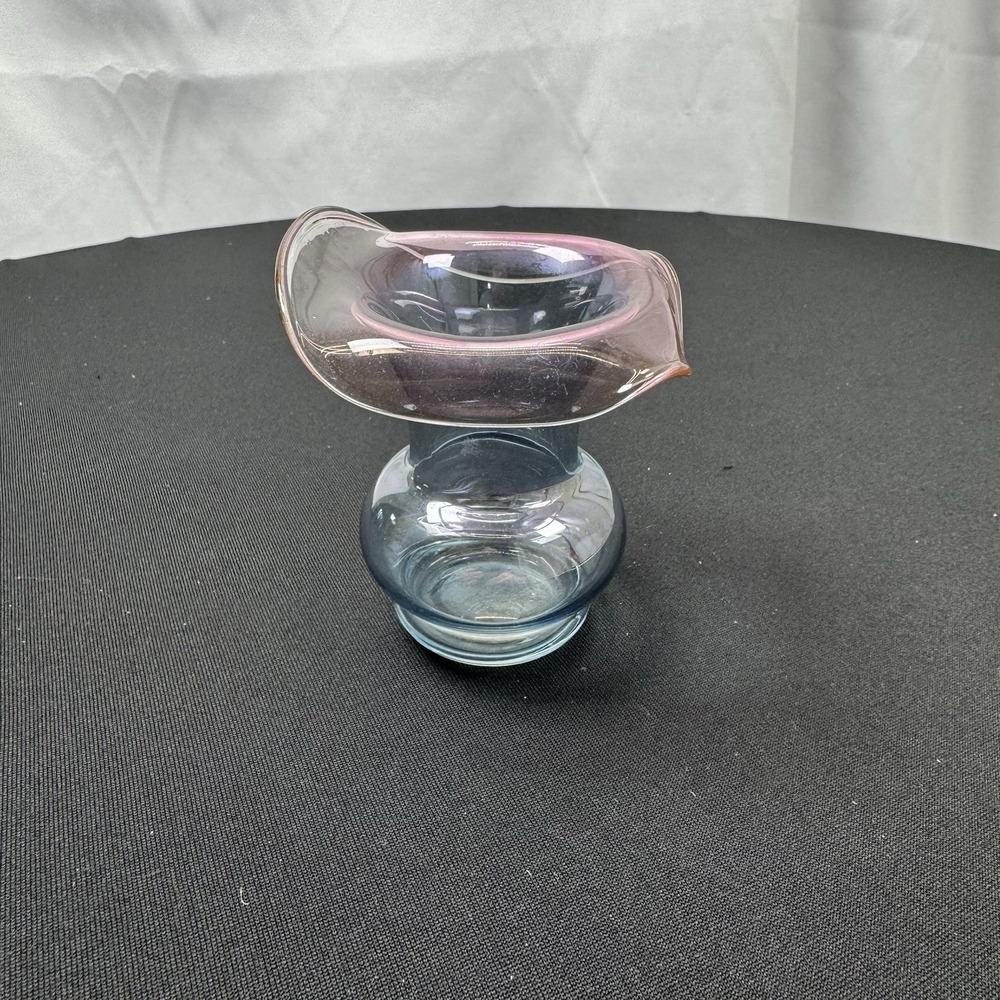 Mosser‎ Glass Jack-in-the-Pulpit Style Vase – 3" – Ombre Blue to Purple